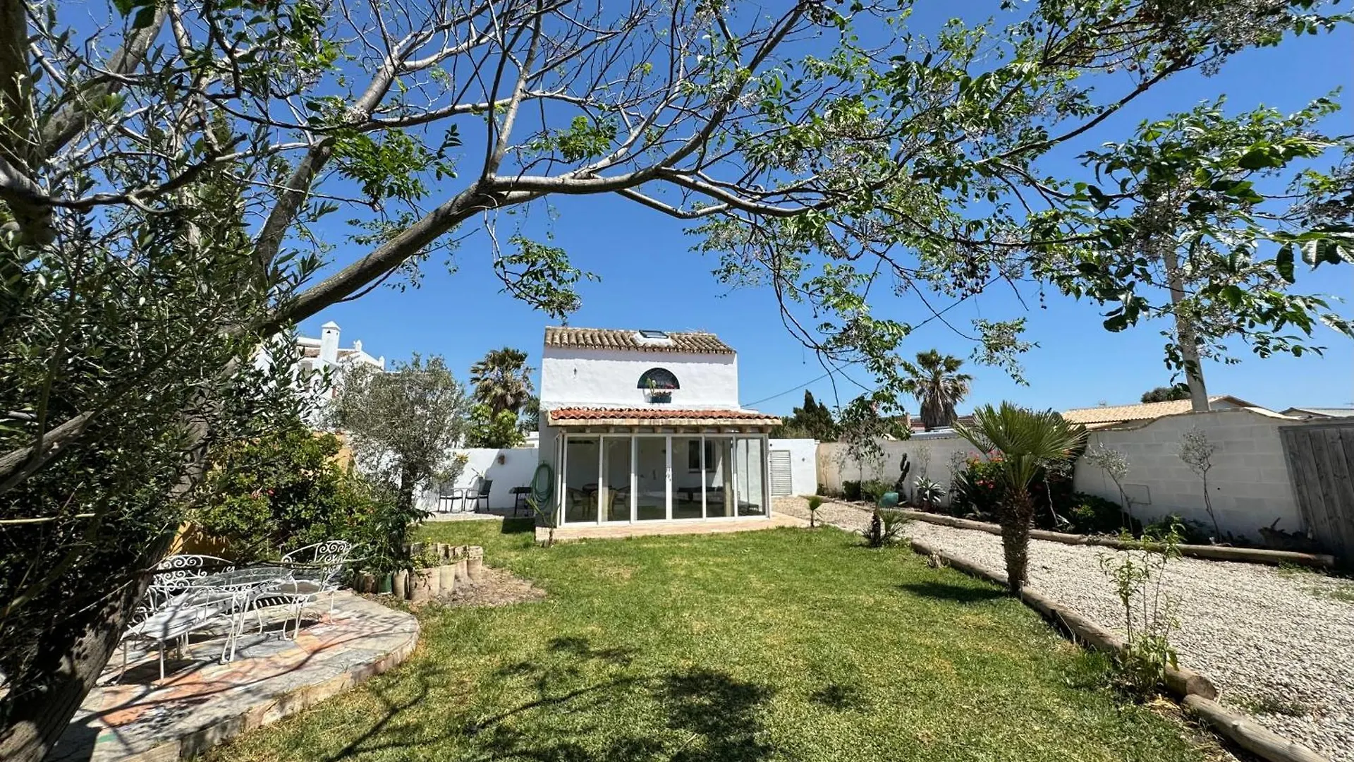 Cortijito Duplex Mangueta의 연락처